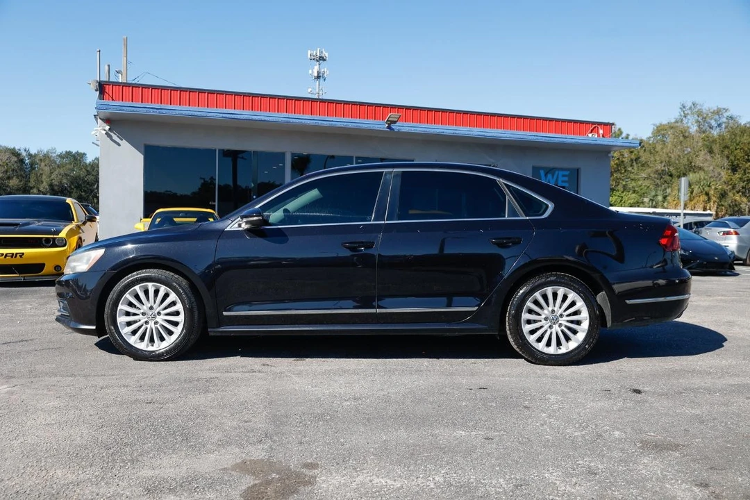 2017 Volkswagen Passat - Image 3 of 21