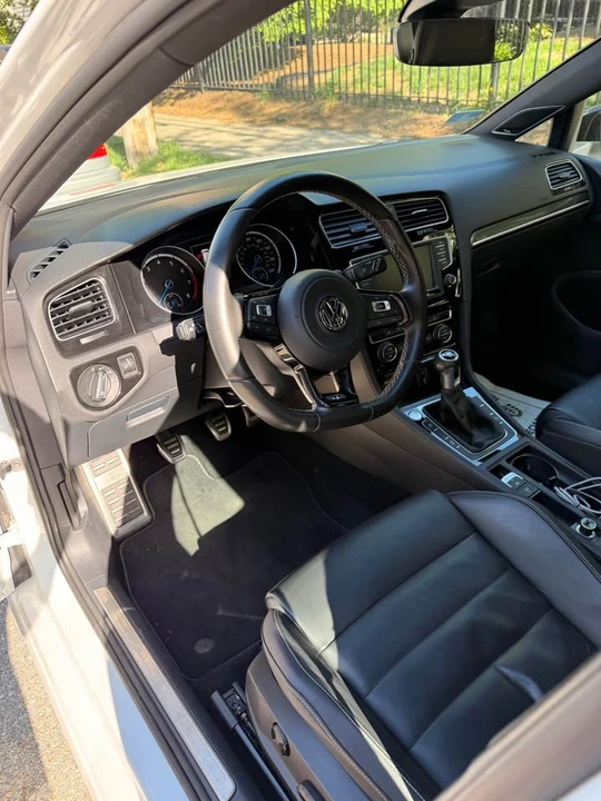 2017 Volkswagen Golf R Mk7 - Image 6 of 9