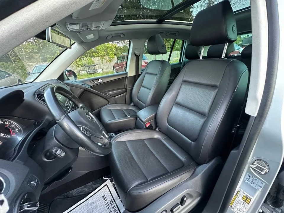 2017 Volkswagen Tiguan - Image 8 of 17