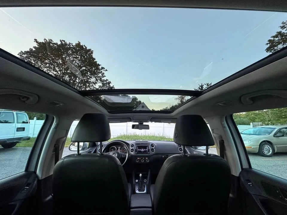 2017 Volkswagen Tiguan - Image 17 of 17