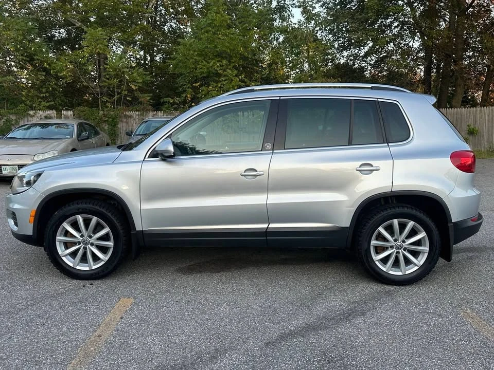 2017 Volkswagen Tiguan - Image 6 of 17