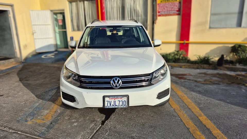 2017 Volkswagen Tiguan - Image 8 of 10