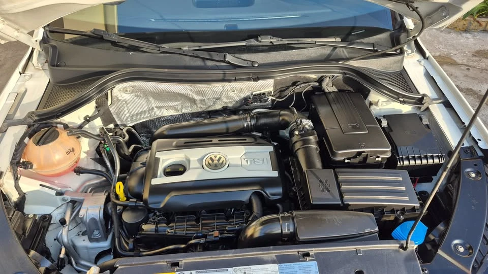 2017 Volkswagen Tiguan - Image 4 of 10