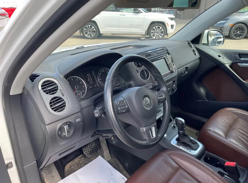 2017 Volkswagen Tiguan - Image 9 of 9