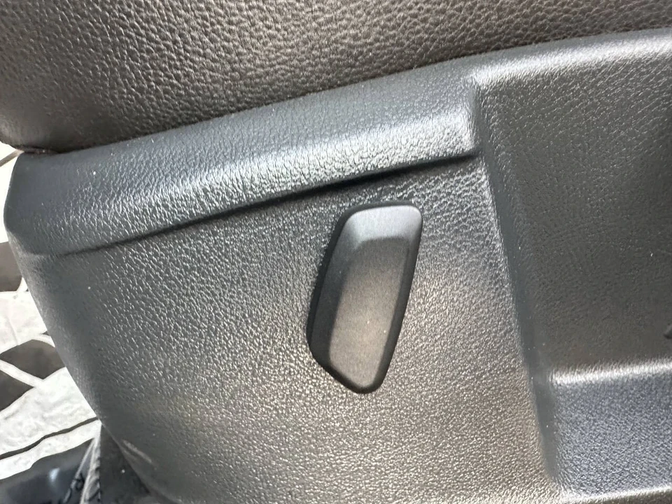 2017 Volkswagen Tiguan - Image 14 of 21