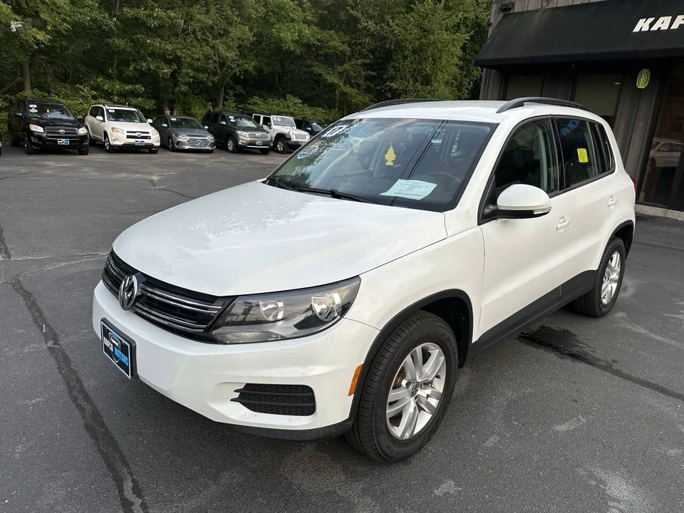 2017 Volkswagen Tiguan - Image 4 of 21