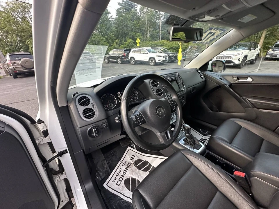 2017 Volkswagen Tiguan - Image 11 of 21