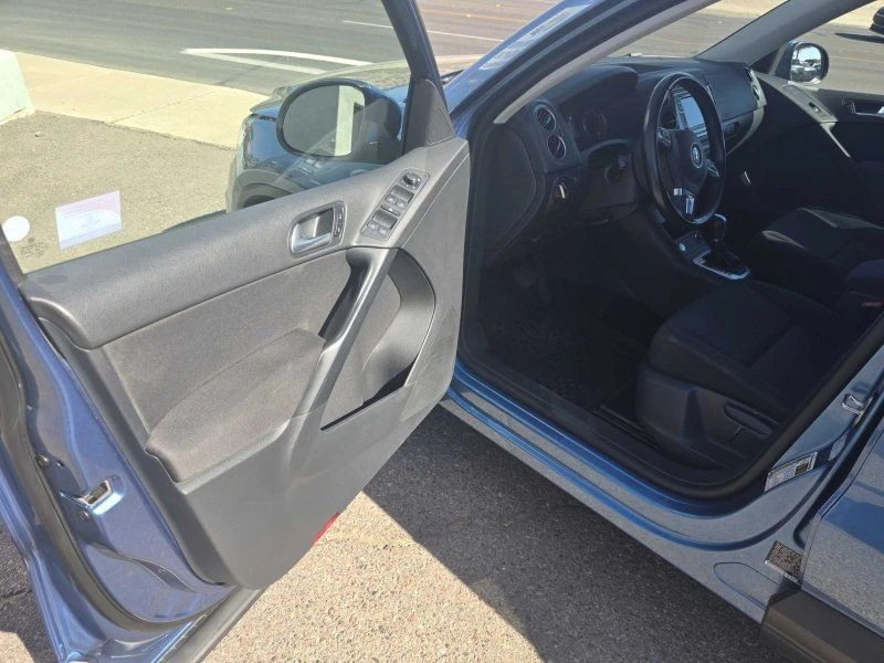 2017 Volkswagen Tiguan - Image 9 of 20