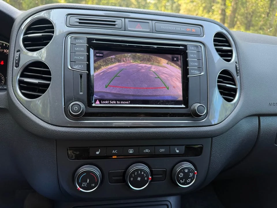 2017 Volkswagen Tiguan - Image 14 of 15