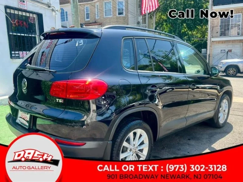 2017 Volkswagen Tiguan - Image 8 of 12