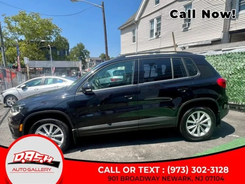 2017 Volkswagen Tiguan - Image 6 of 12