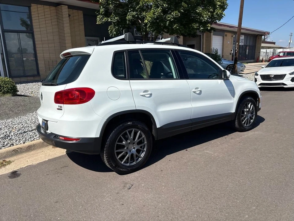 2017 Volkswagen Tiguan - Image 20 of 21