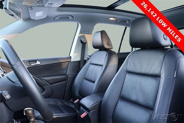 2017 Volkswagen Tiguan - Image 11 of 21
