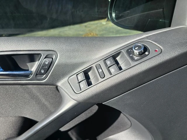 2017 Volkswagen Tiguan - Image 18 of 21