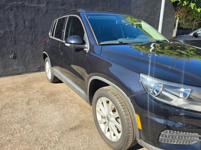 2017 Volkswagen Tiguan - Image 10 of 21