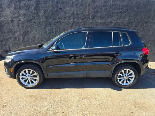 2017 Volkswagen Tiguan - Image 8 of 21