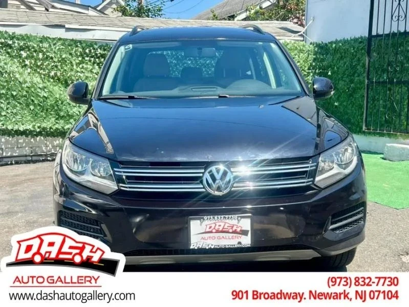 2017 Volkswagen Tiguan - Image 3 of 12