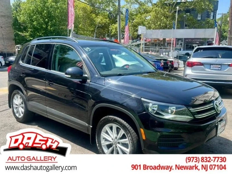 2017 Volkswagen Tiguan - Image 12 of 12