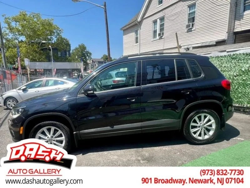 2017 Volkswagen Tiguan - Image 6 of 12