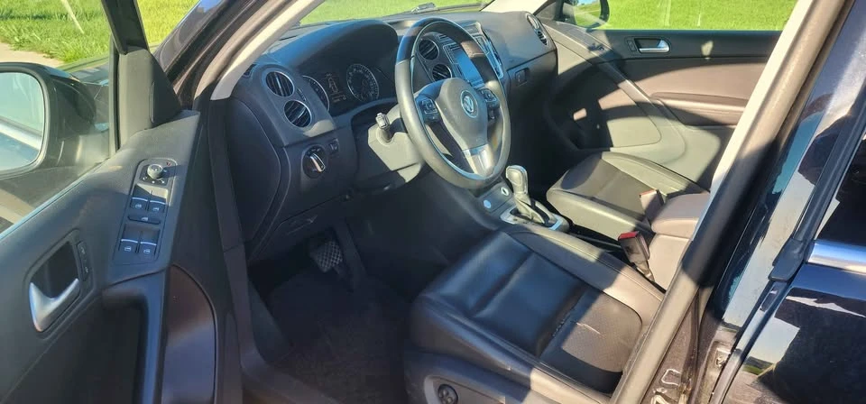 2017 Volkswagen Tiguan - Image 11 of 12
