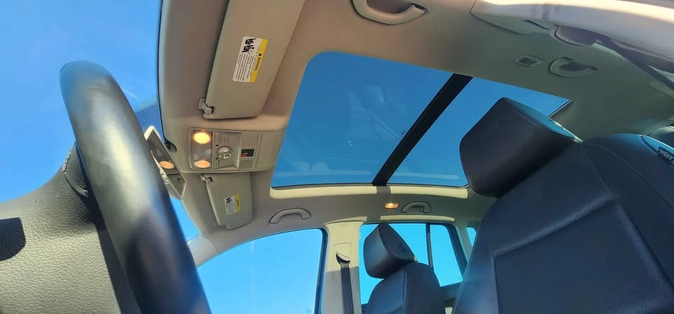 2017 Volkswagen Tiguan - Image 4 of 12