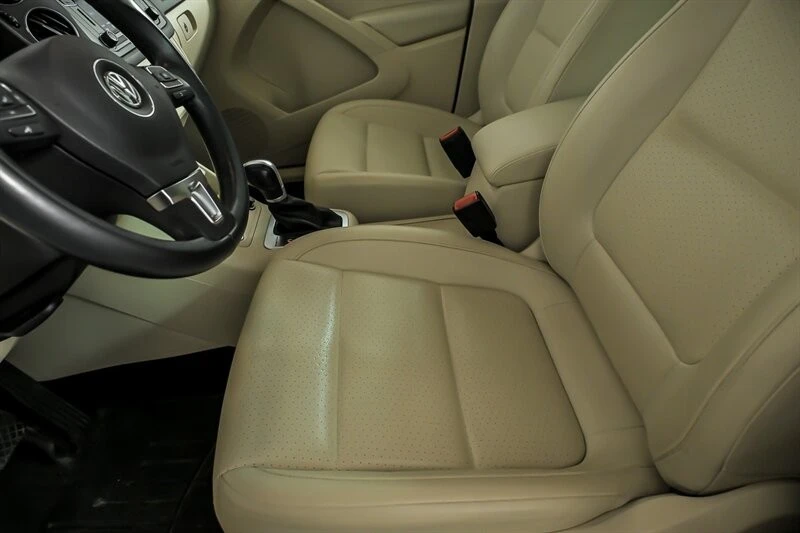 2017 Volkswagen Tiguan - Image 17 of 21