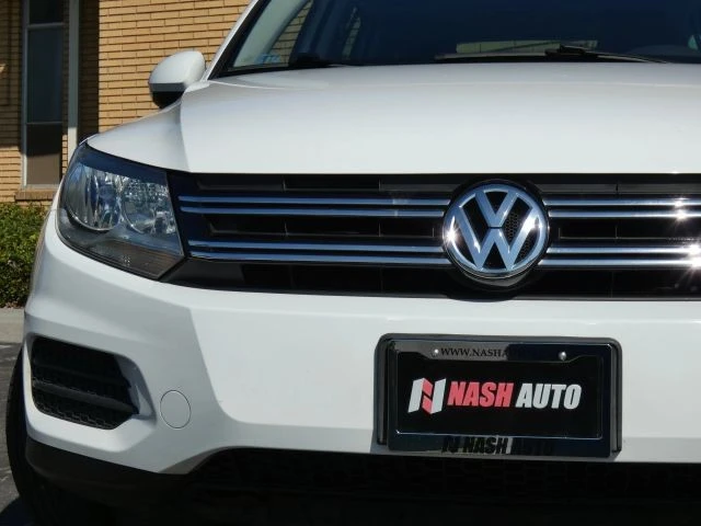 2017 Volkswagen Tiguan - Image 18 of 21