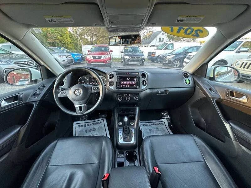 2017 Volkswagen Tiguan - Image 19 of 19