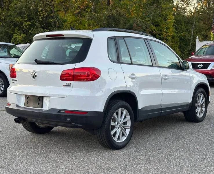 2017 Volkswagen Tiguan - Image 6 of 19