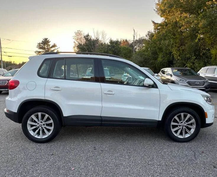 2017 Volkswagen Tiguan - Image 8 of 19