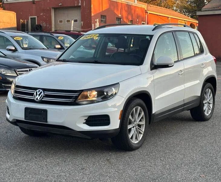 2017 Volkswagen Tiguan - Image 3 of 19