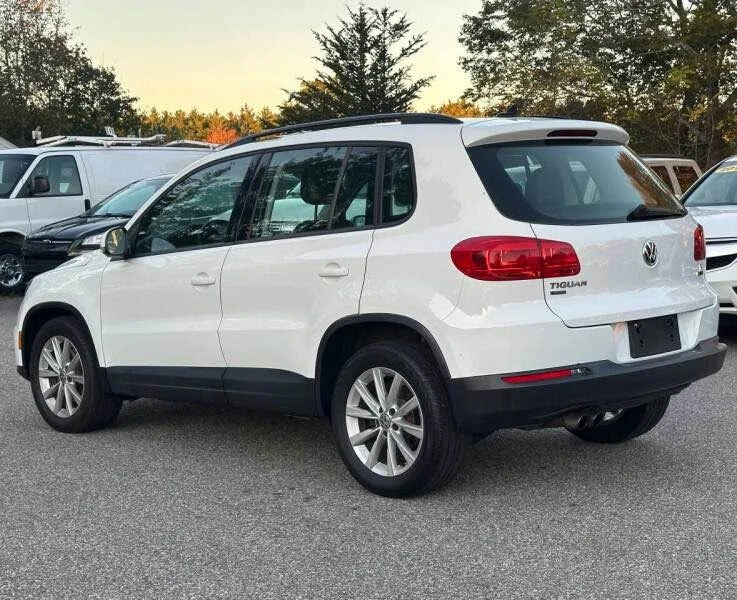 2017 Volkswagen Tiguan - Image 5 of 19