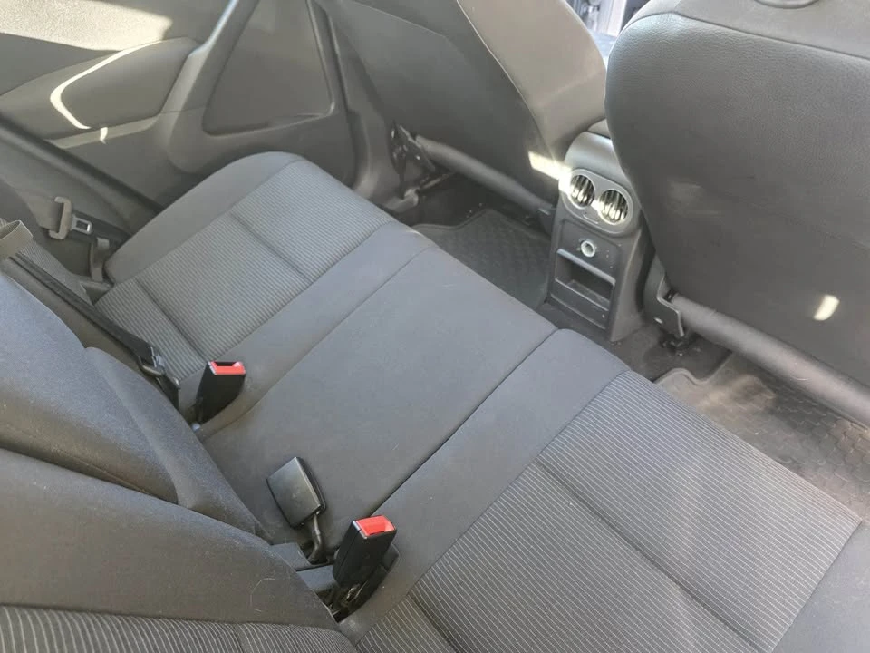 2017 Volkswagen Tiguan - Image 14 of 16