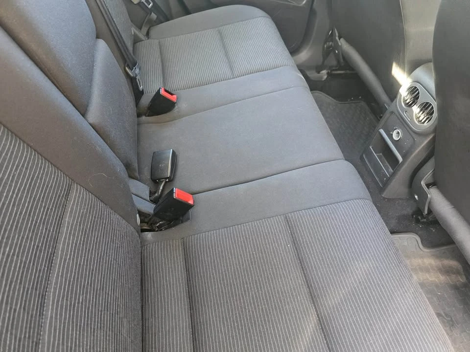 2017 Volkswagen Tiguan - Image 8 of 16