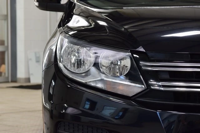 2017 Volkswagen Tiguan - Image 12 of 12