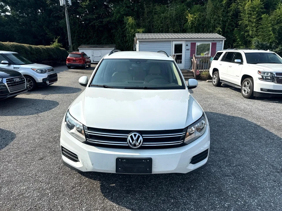 2017 Volkswagen Tiguan - Image 2 of 14