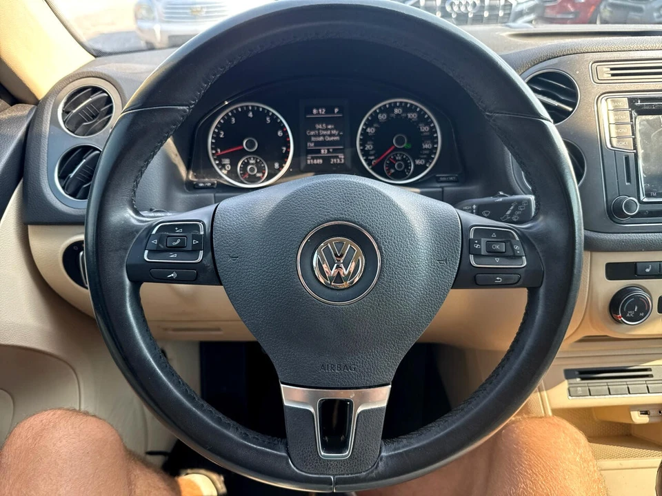 2017 Volkswagen Tiguan - Image 8 of 14