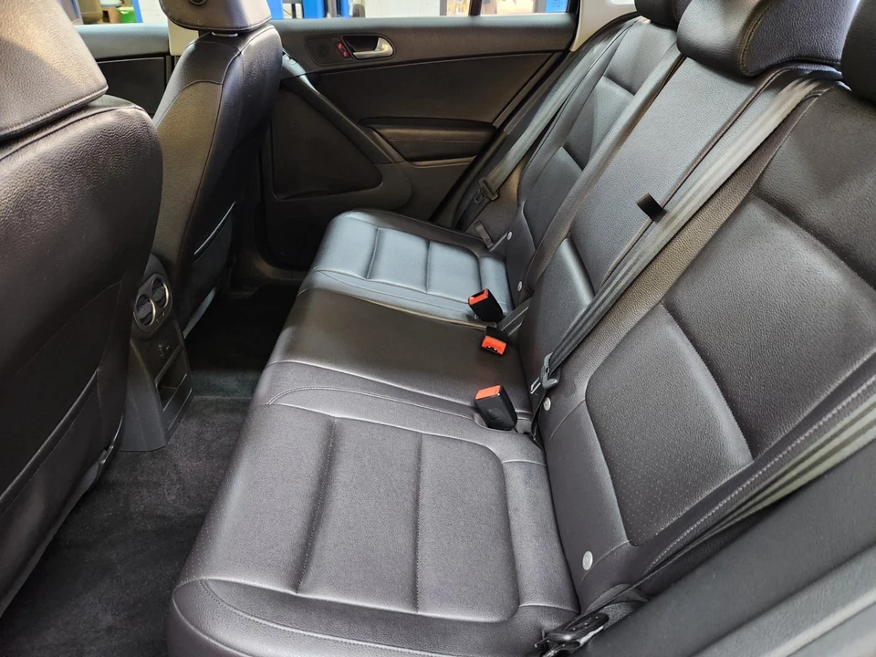 2017 Volkswagen Tiguan - Image 18 of 21