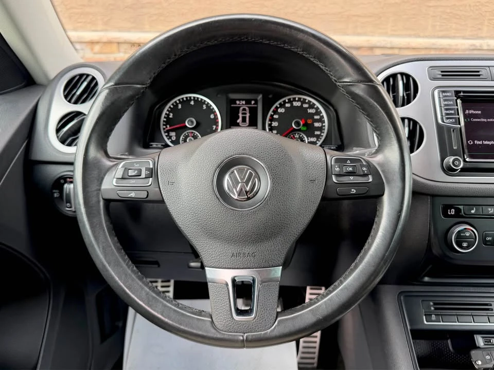 2017 Volkswagen Tiguan - Image 13 of 20