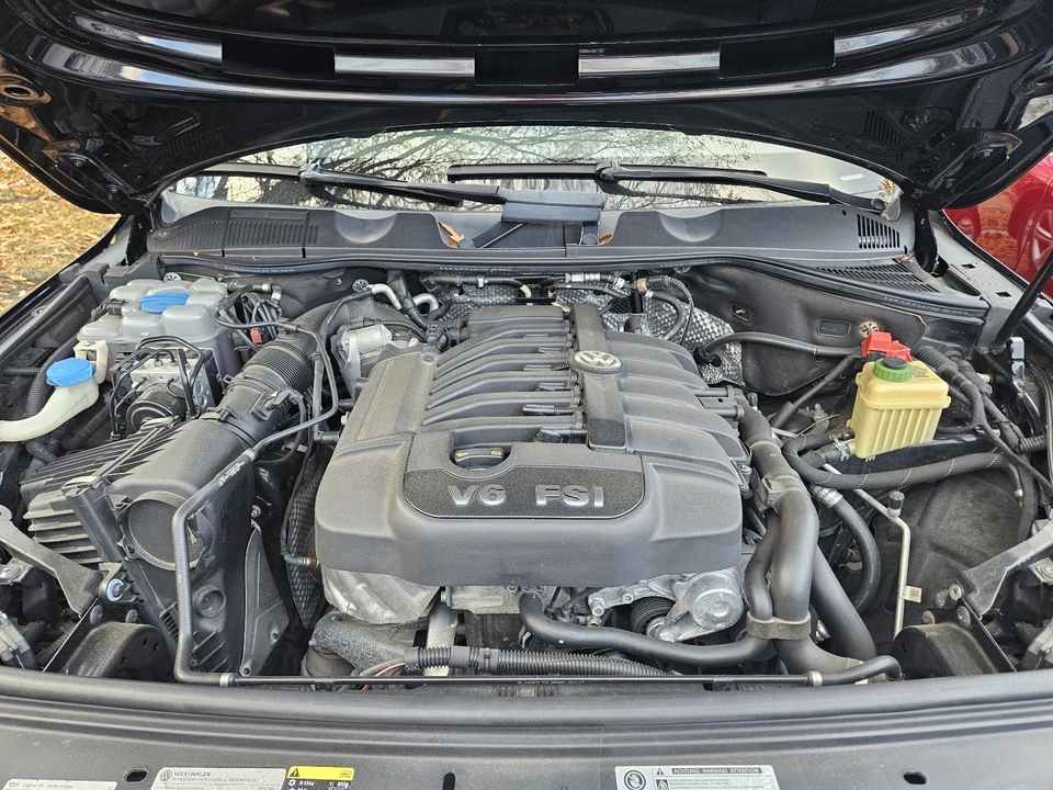 2017 Volkswagen Touareg - Image 15 of 15