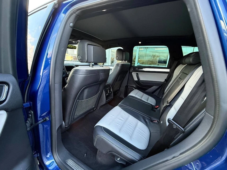 2017 Volkswagen Touareg - Image 12 of 21