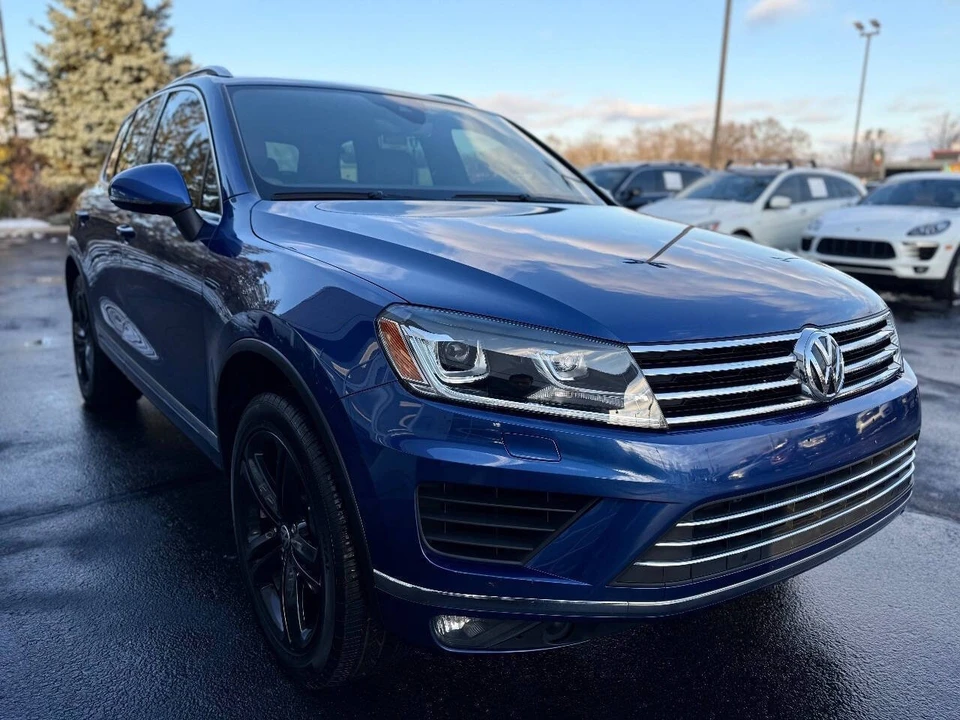 2017 Volkswagen Touareg - Image 7 of 21