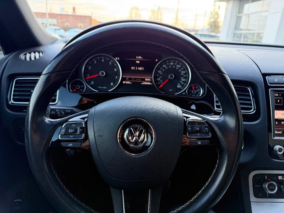2017 Volkswagen Touareg - Image 21 of 21