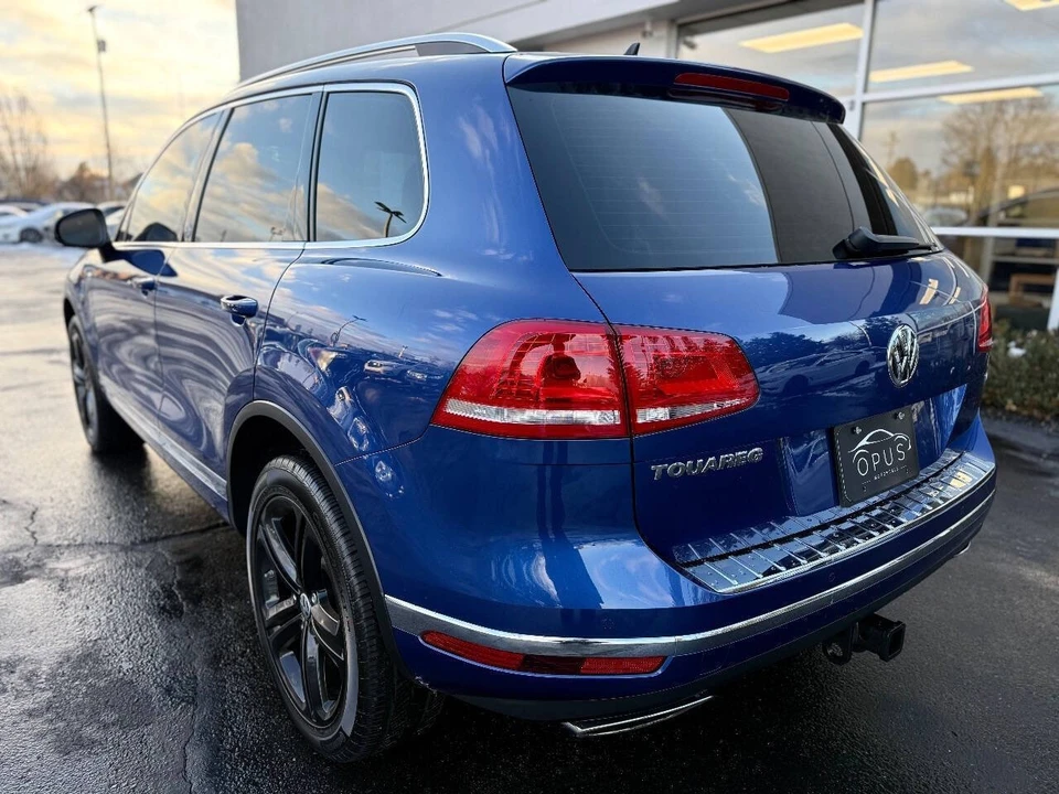 2017 Volkswagen Touareg - Image 3 of 21