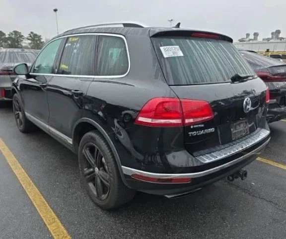 2017 Volkswagen Touareg - Image 4 of 7