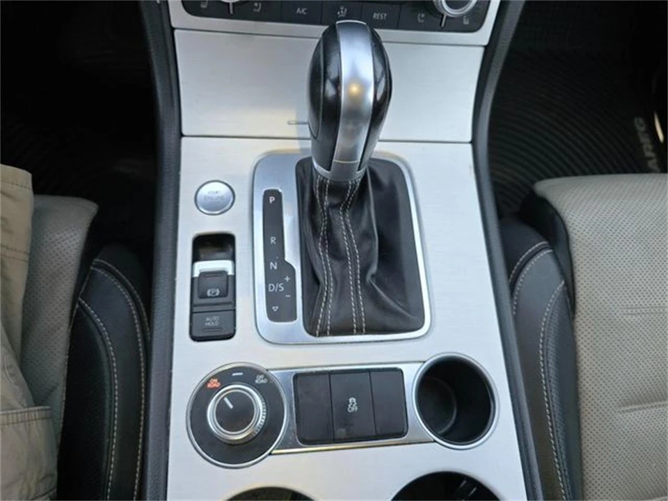 2017 Volkswagen Touareg - Image 30 of 31