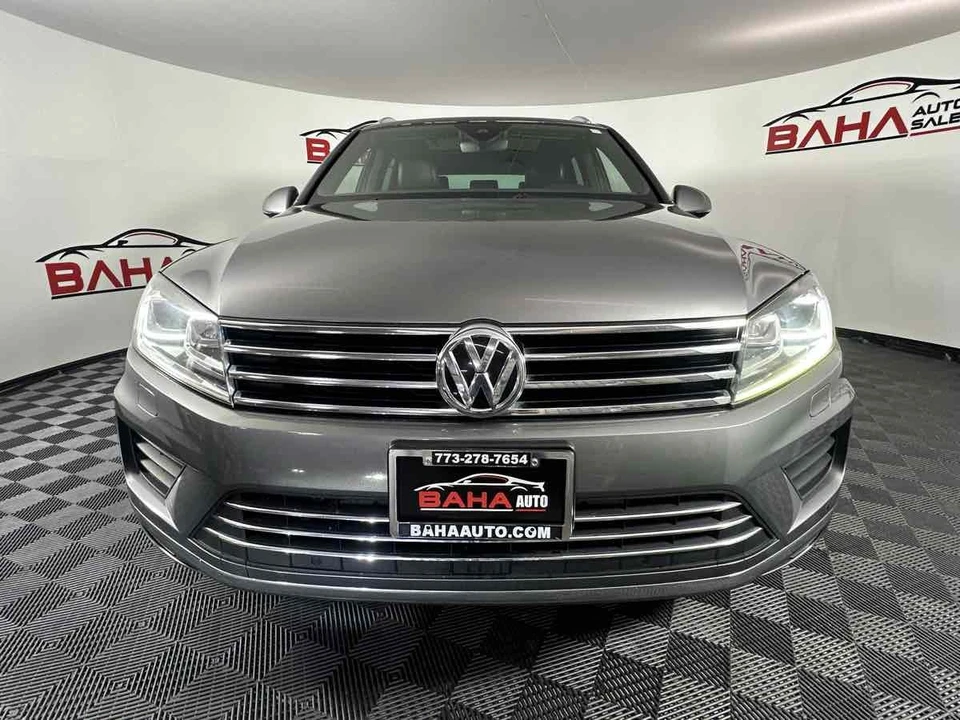 2017 Volkswagen Touareg - Image 14 of 21