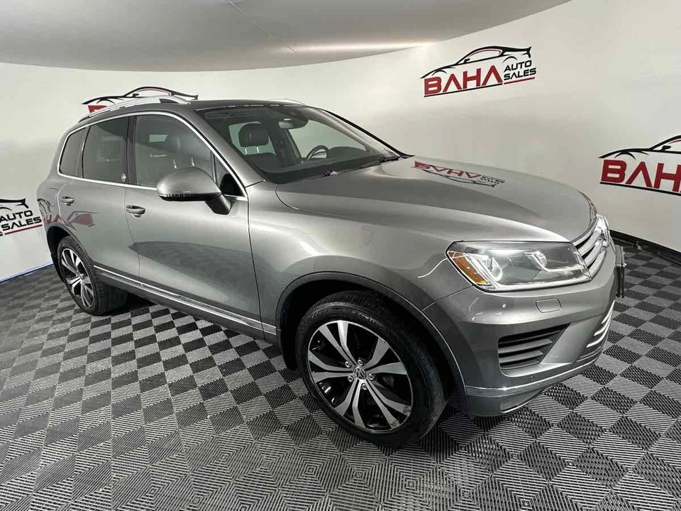 2017 Volkswagen Touareg - Image 11 of 21