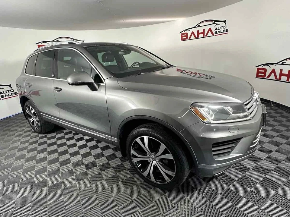 2017 Volkswagen Touareg - Image 11 of 21