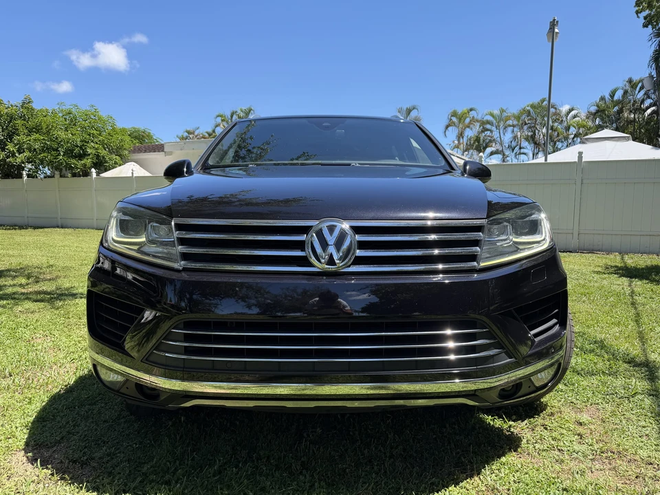 2017 Volkswagen Touareg - Image 19 of 31